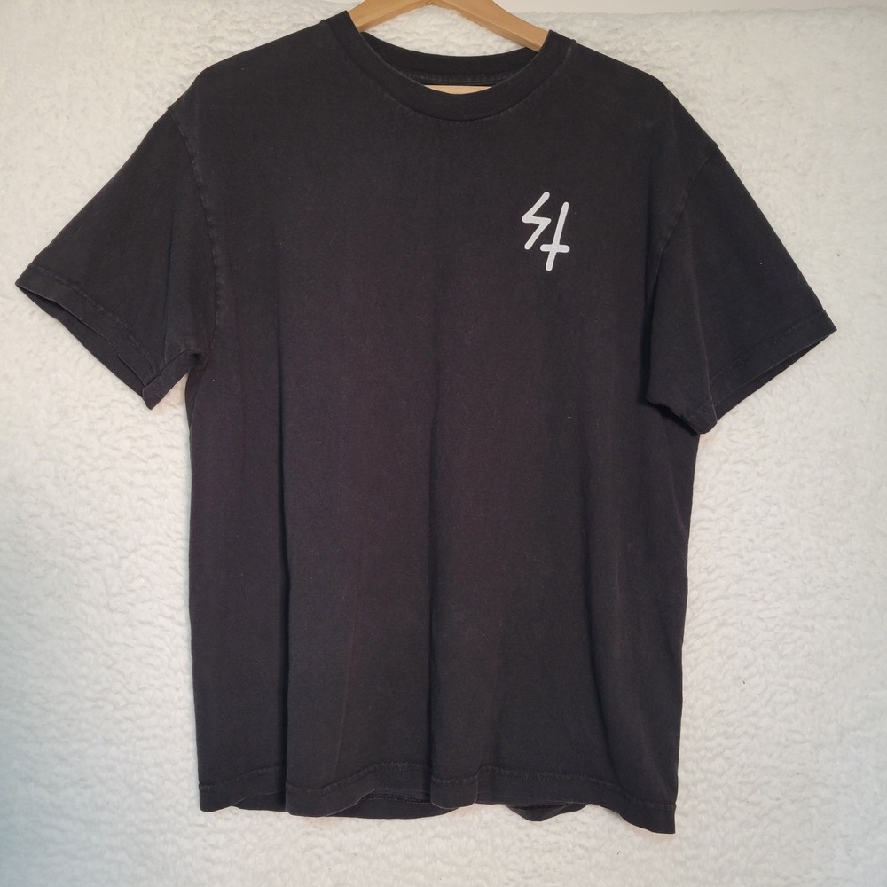 Lurking Class Mens Tee Shirt Size L Skateboarding Goat Trust No Suits 1618